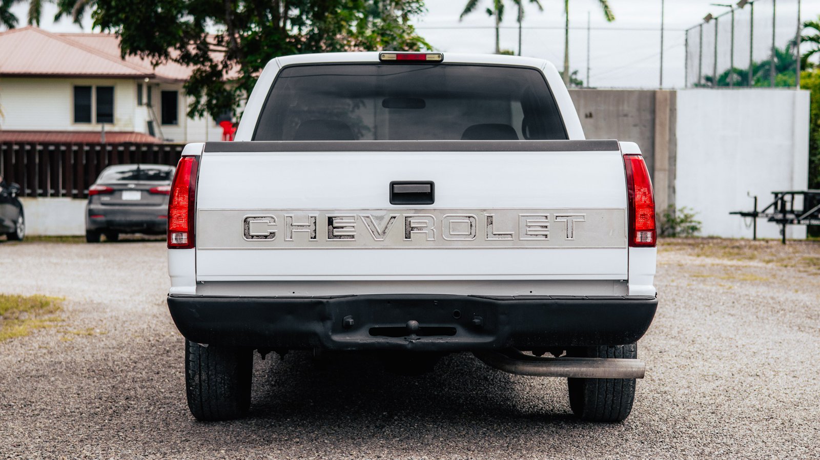 1997 Chevrolet C1500 White Exterior