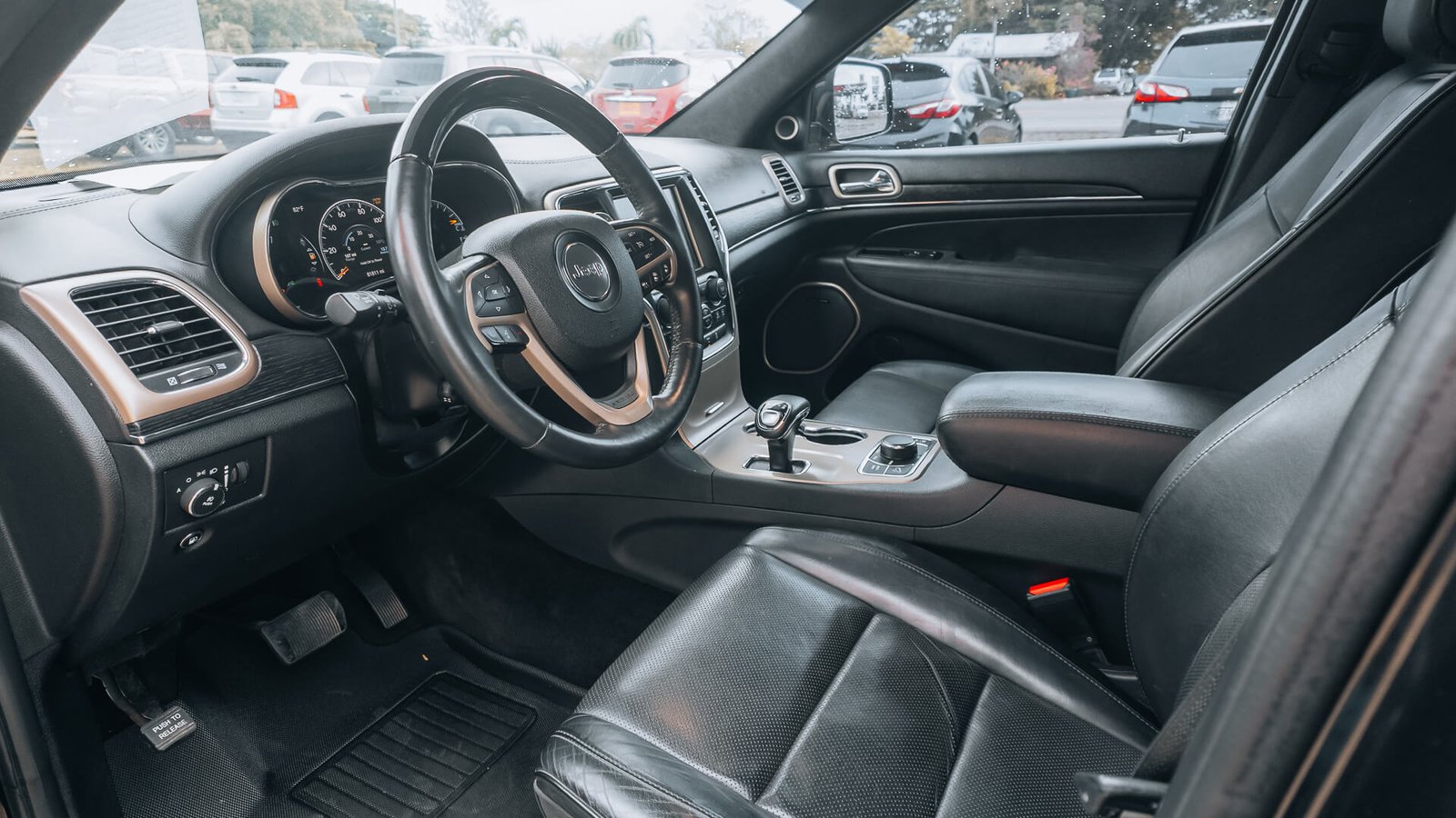 2015 Jeep Cherokee Interior