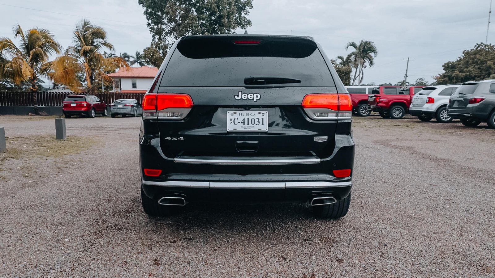 2015 Jeep Cherokee Black Exterior