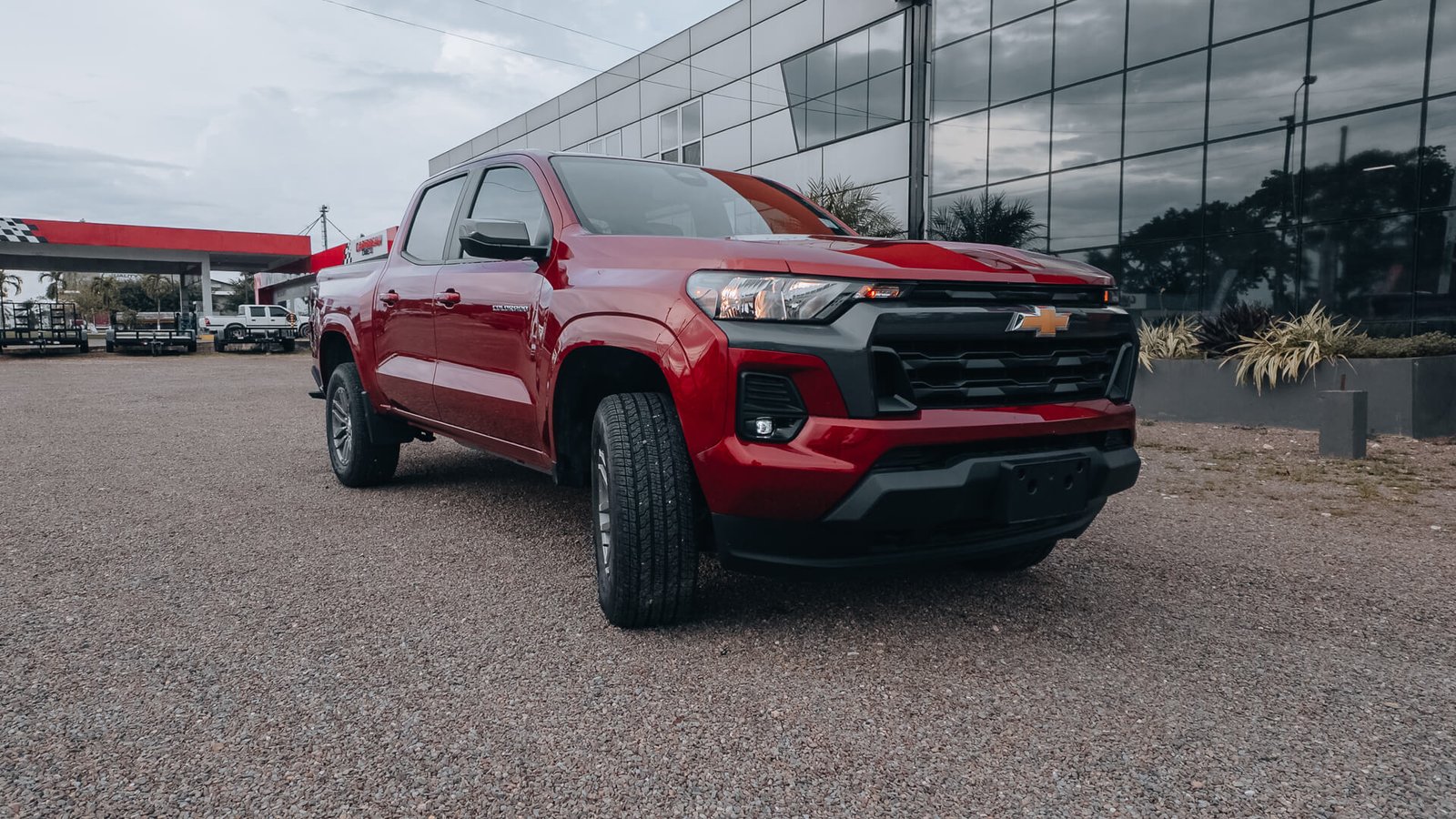2024 Chevrolet Colorado Red Exterior