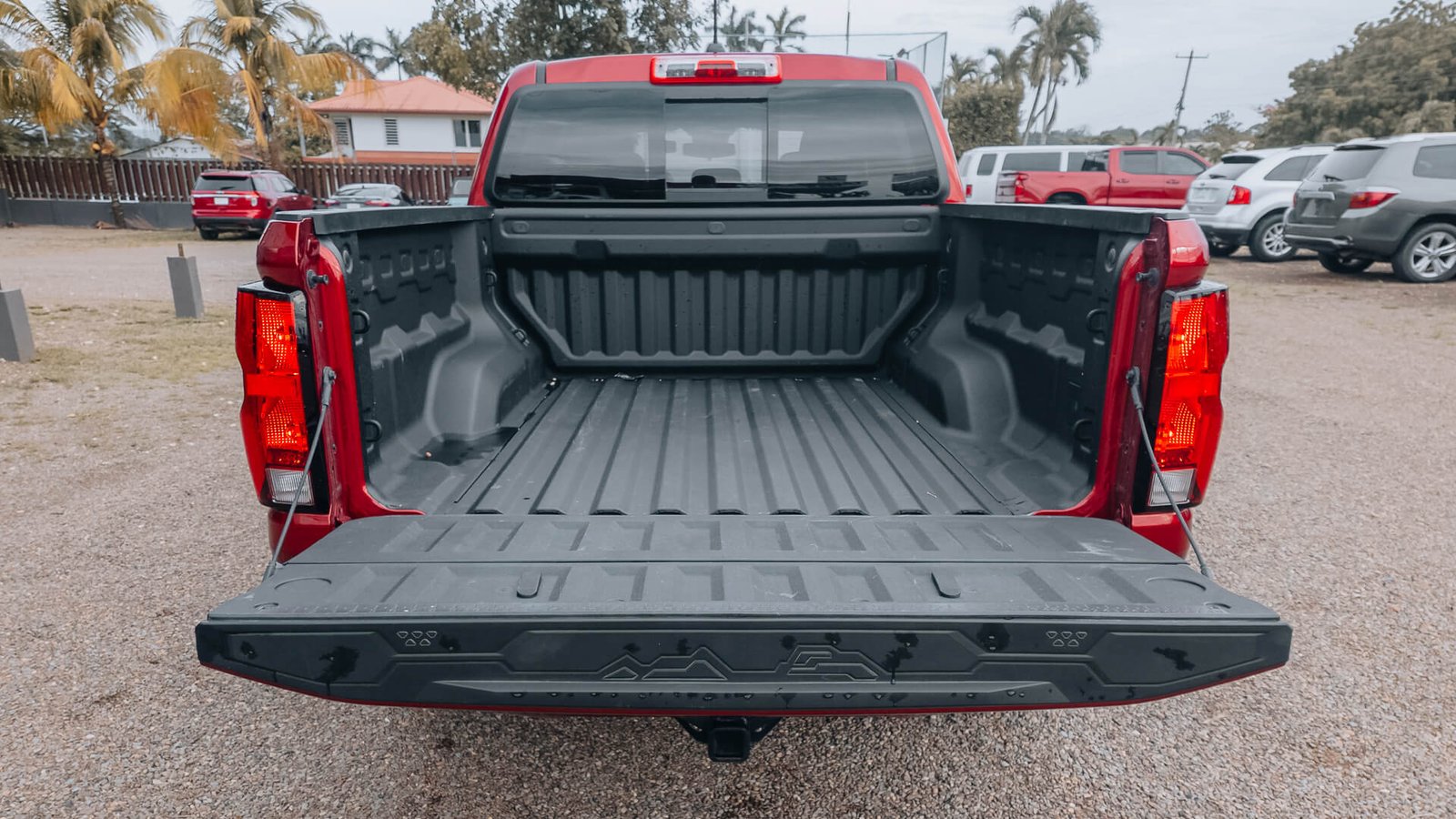 2024 Chevrolet Colorado Red Exterior