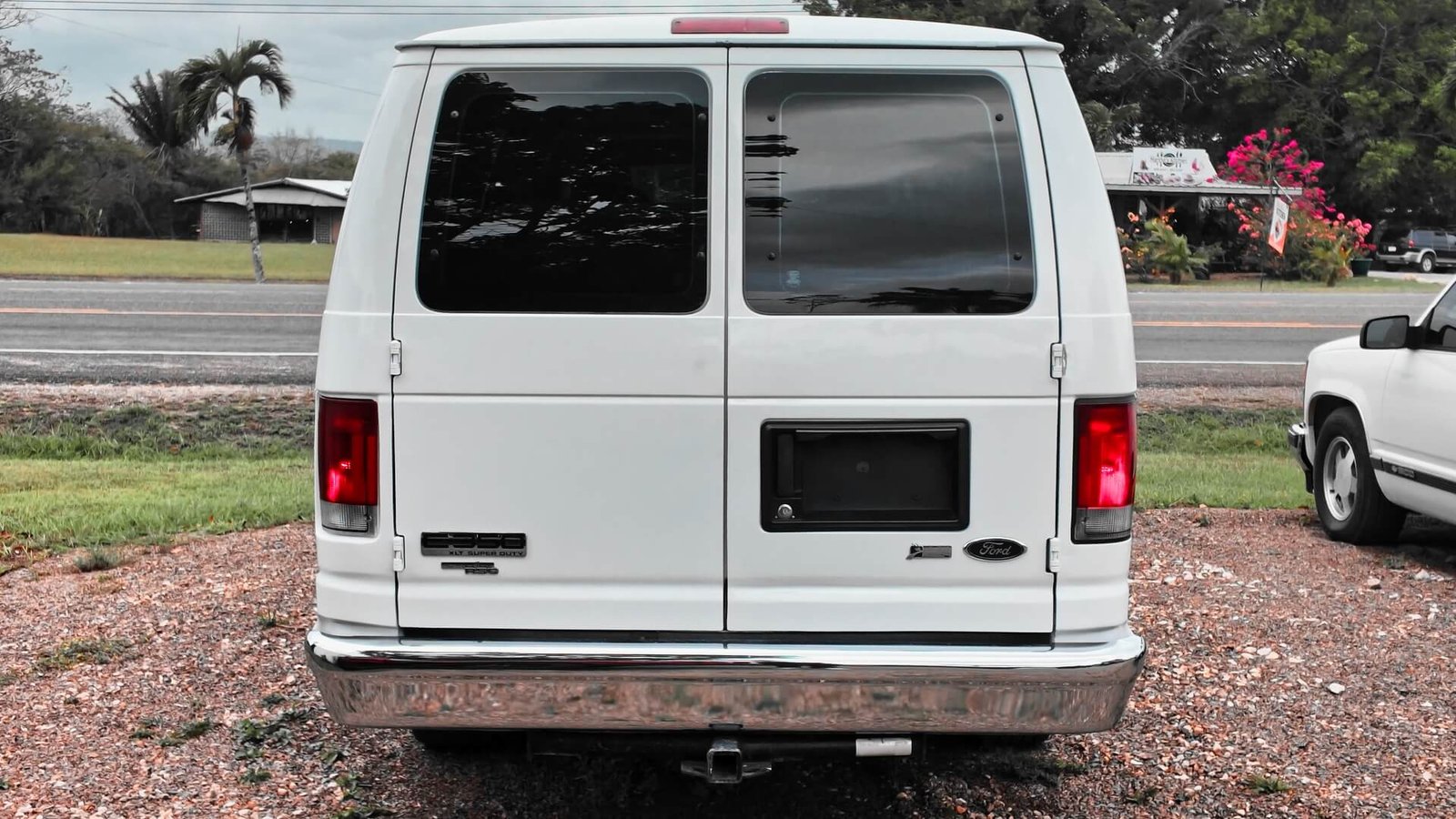 2014 Ford Econoline White Exterior