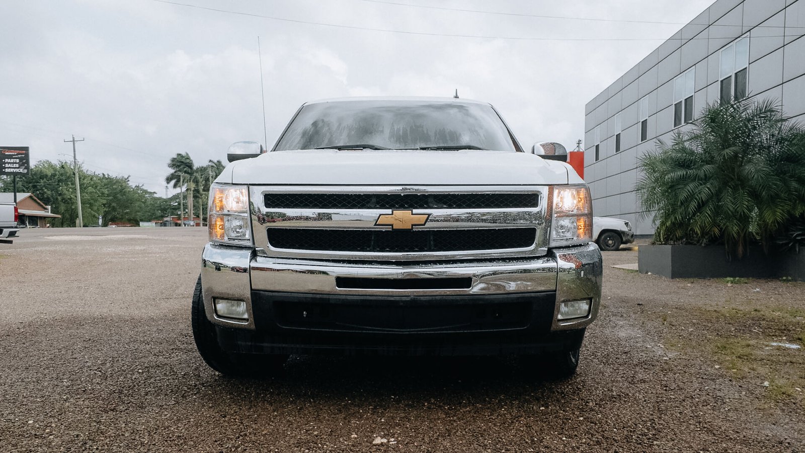 2013 Chevrolet Silverado White Exterior