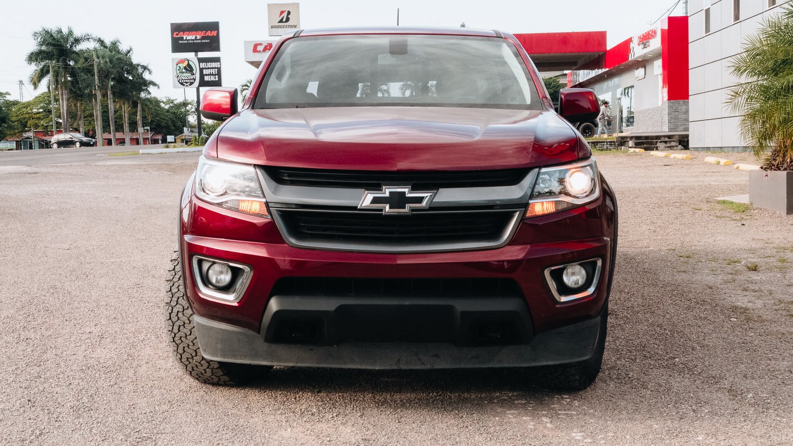 2018 Chevrolet Colorado Maroon Exterior