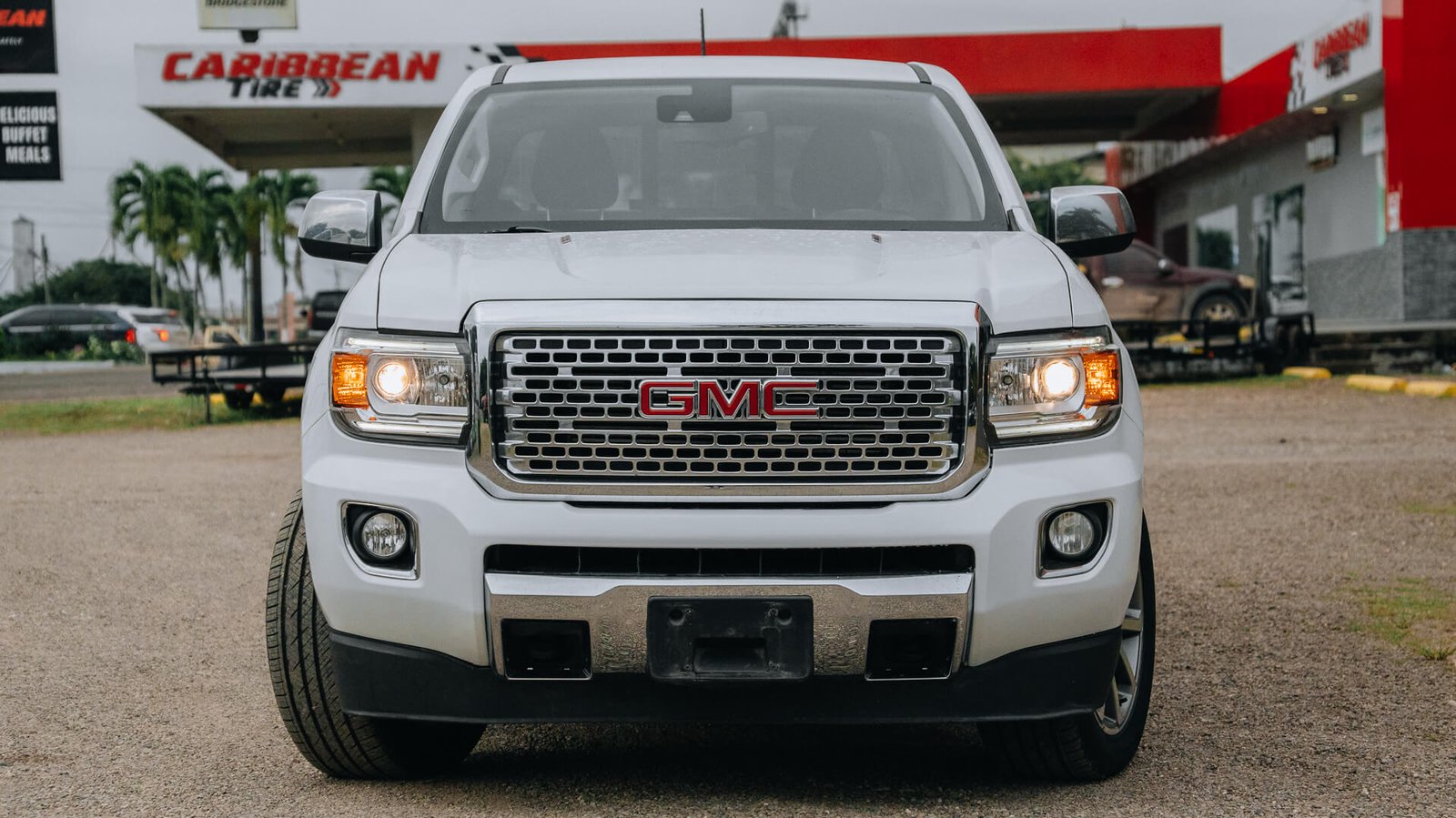 2019 GMC Canyon White Exterior