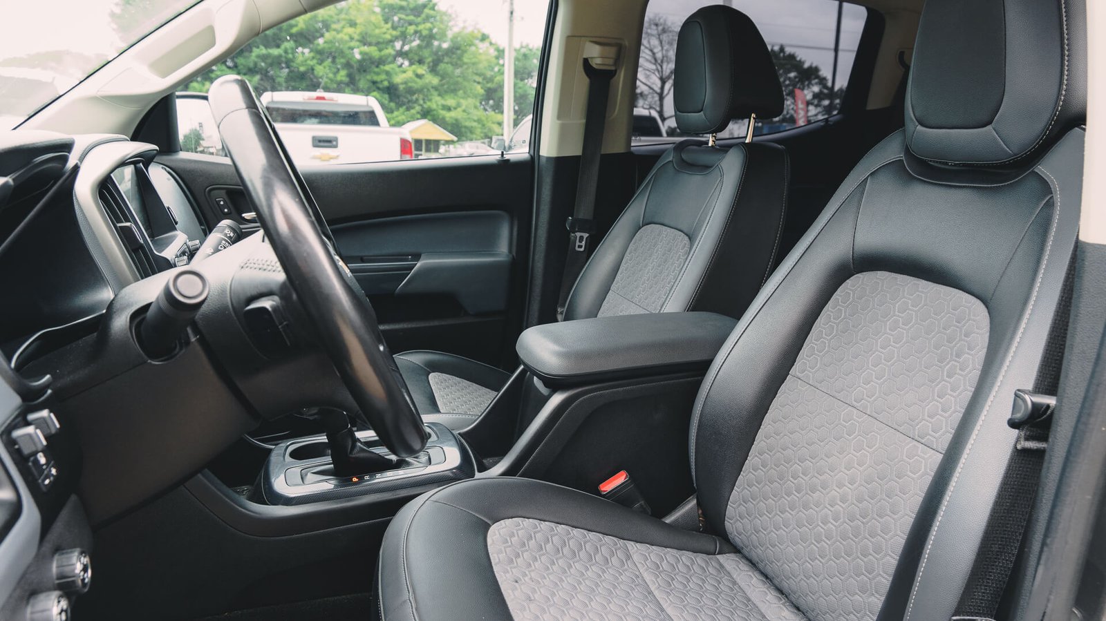 2016 Chevrolet Colorado Front Seat