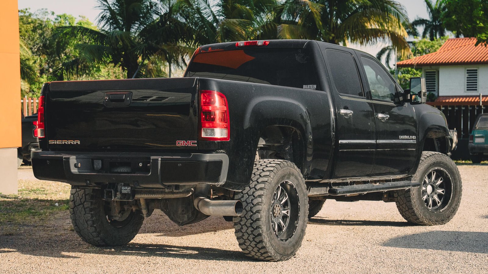 2014 GMC Sierra Black Exterior
