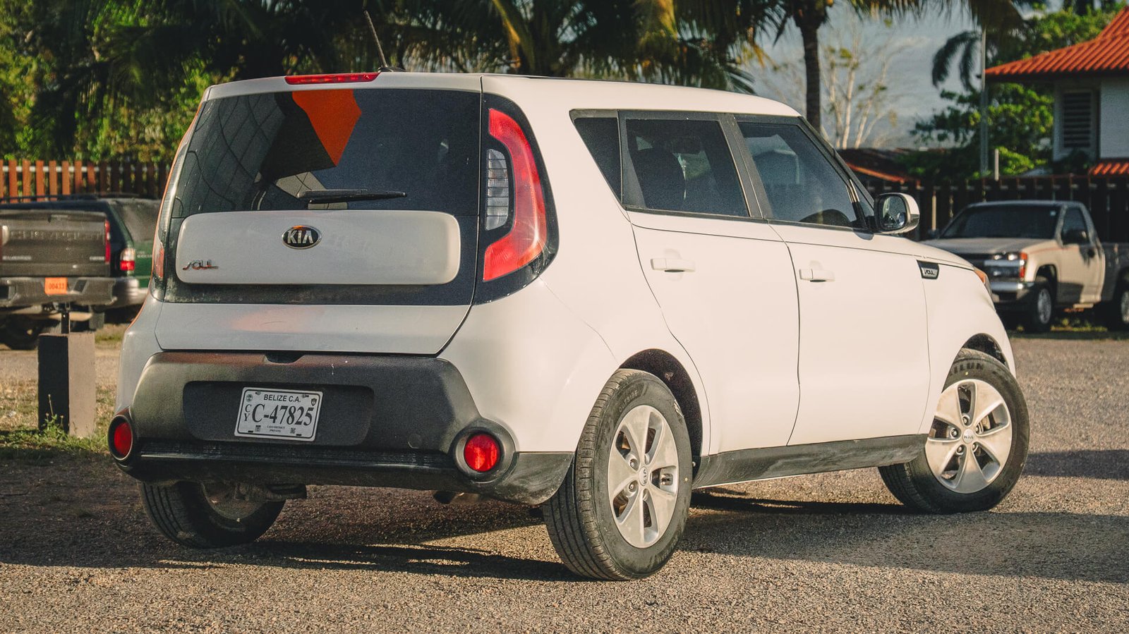 2016 Kia Soul White Exterior