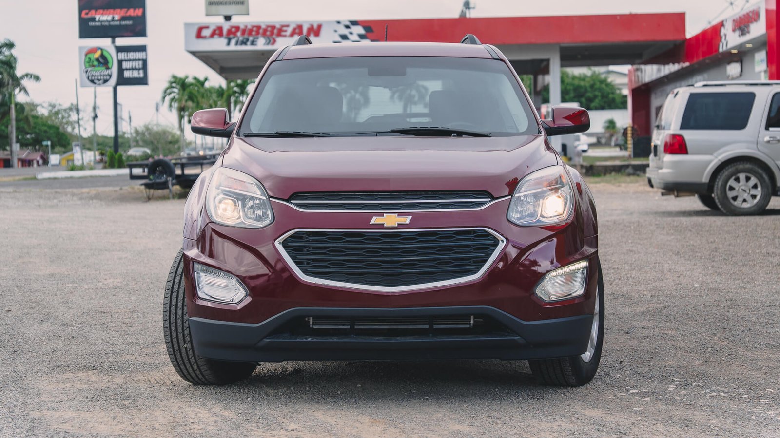 2017 Chevrolet Equinox Maroon Exterior