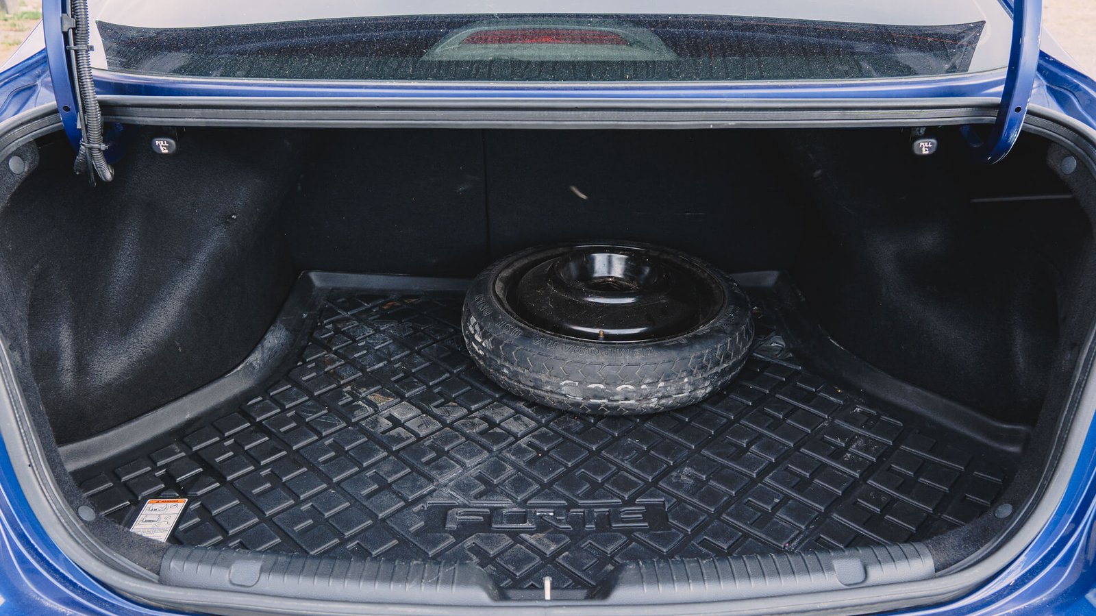2017 Kia Forte Trunk