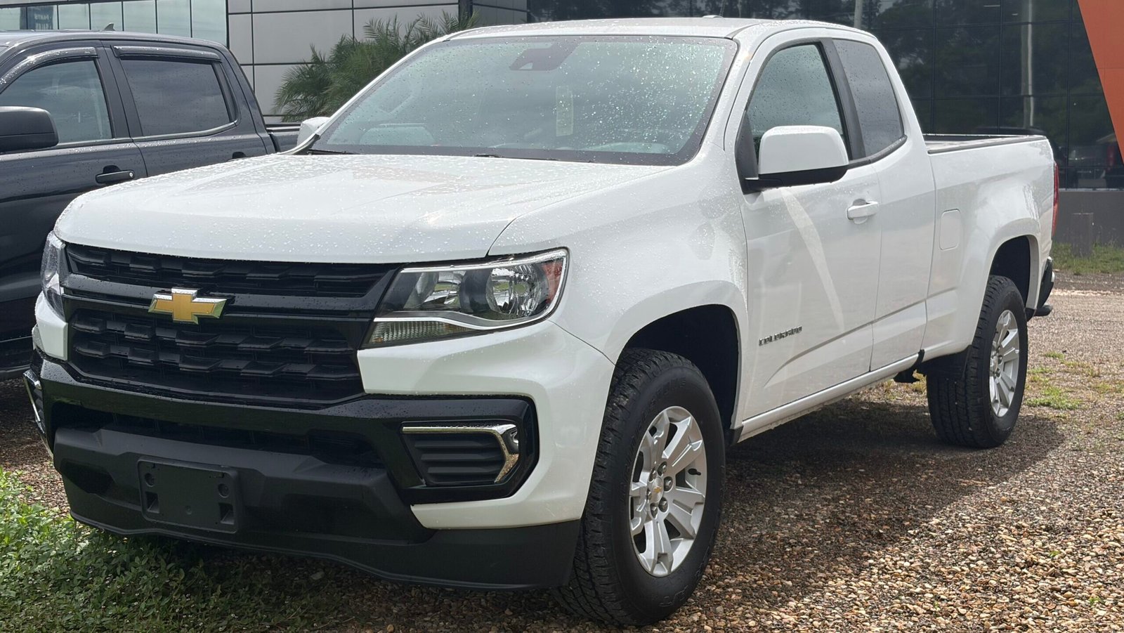2021 Chevrolet Colorado White Exterior