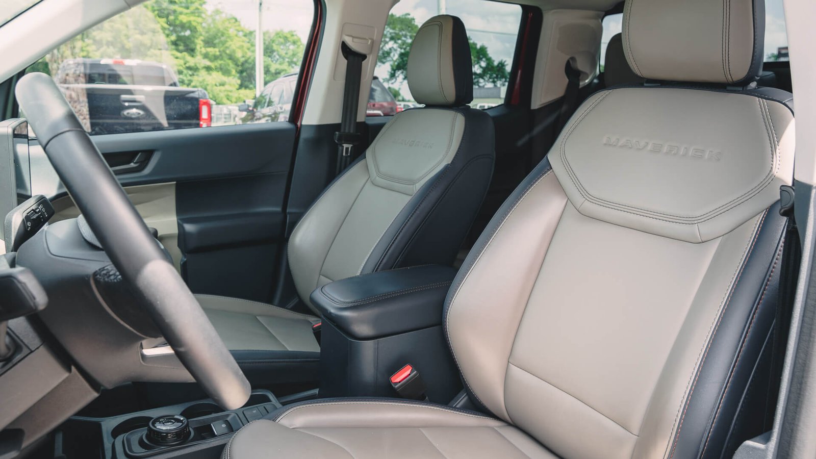 2025 Ford Maverick Front Seat