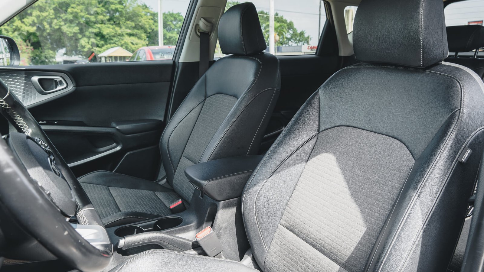 2020 Kia Soul Front Seat