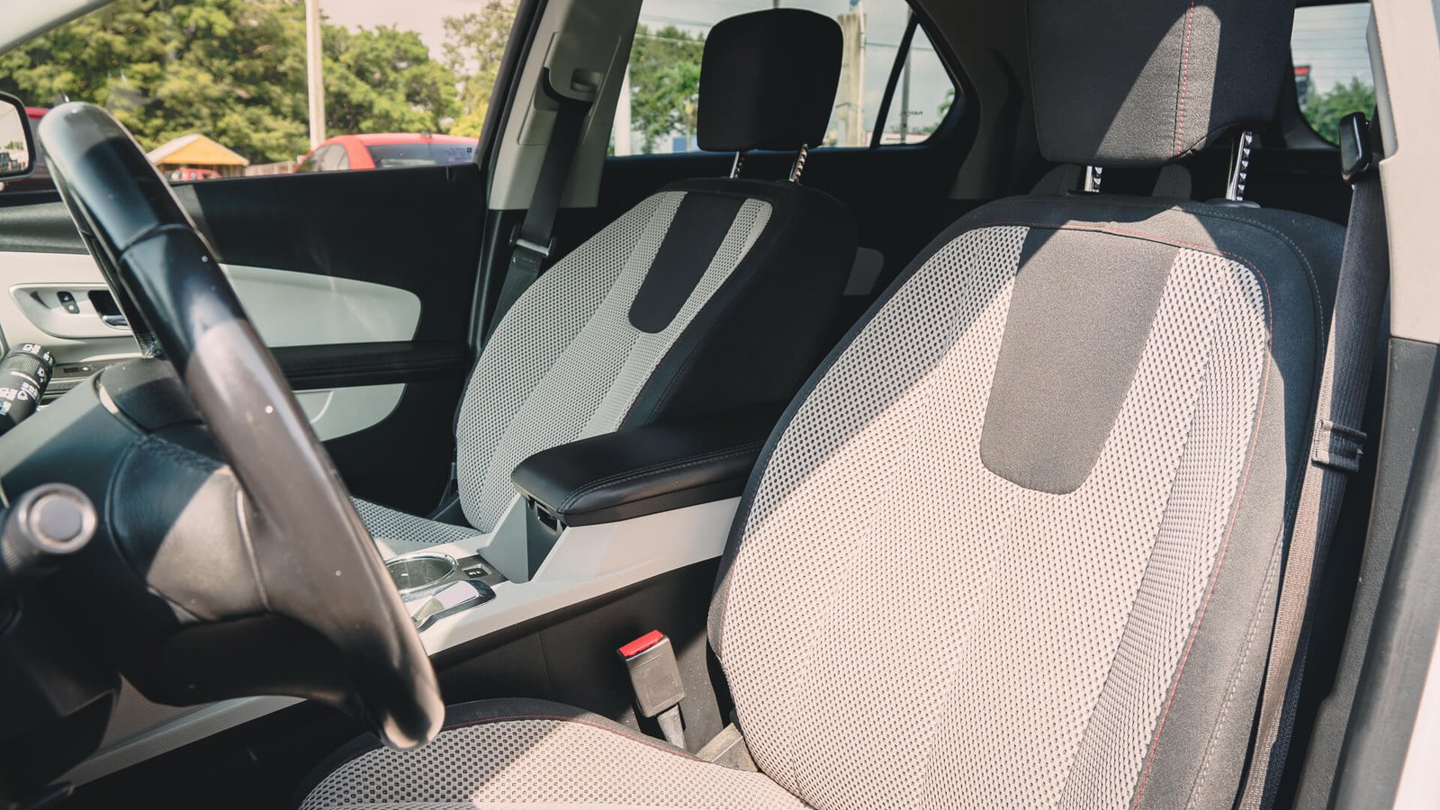 2016 Chevrolet Equinox Front Seats