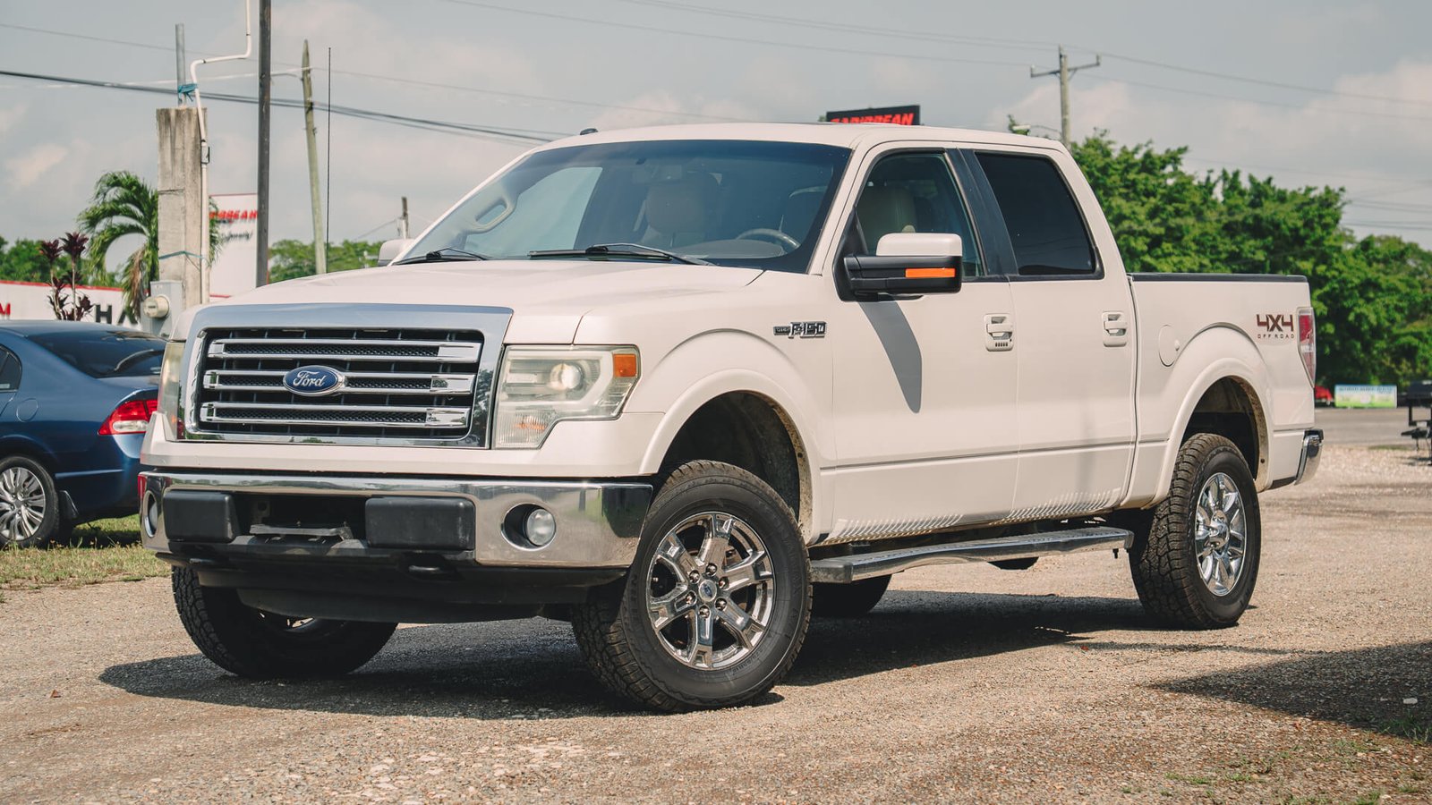 2013 Ford F150 White Exterior